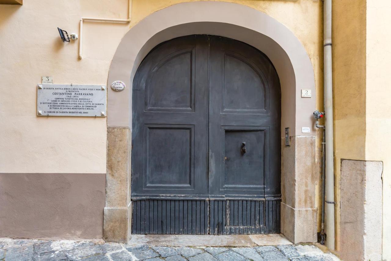 Casa Parravano Caserta Bagian luar foto
